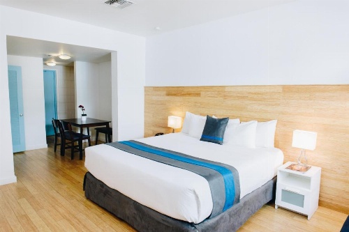 Aqua Hotel & Suites image 22